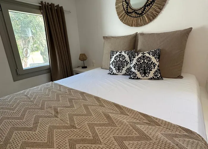 Egea House 度假居 *