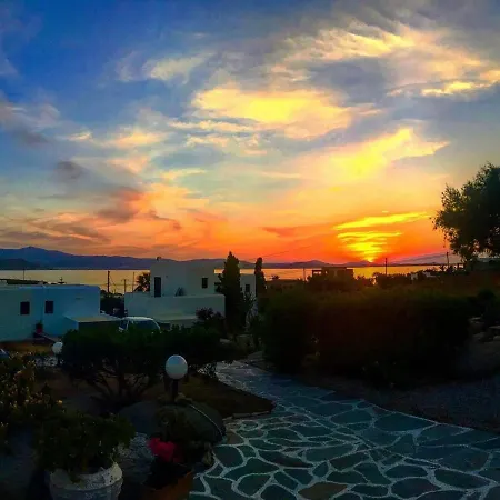 Egea House * ستيليدا
